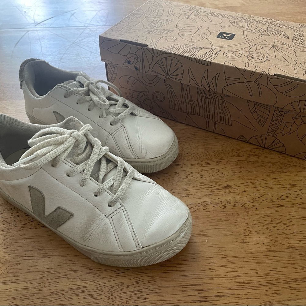 Veja Esplar White Sneakers